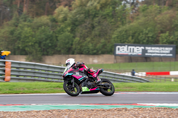 IH_NGRRC_Donington_112408