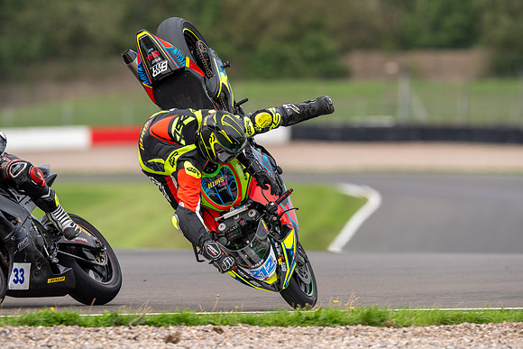 IH_NGRRC_Donington_110984