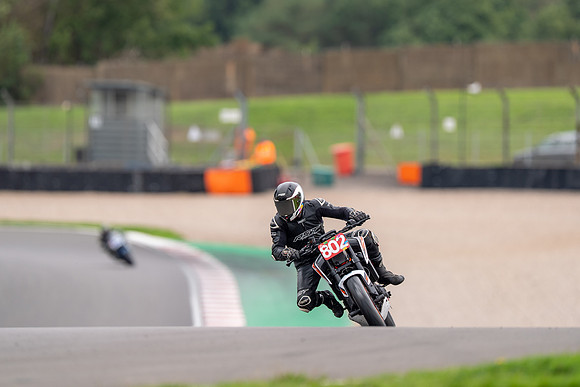 IH_NGRRC_Donington_111309