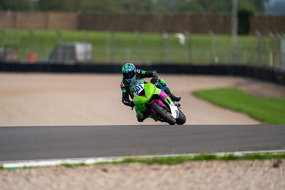 IH_NGRRC_Donington_110093