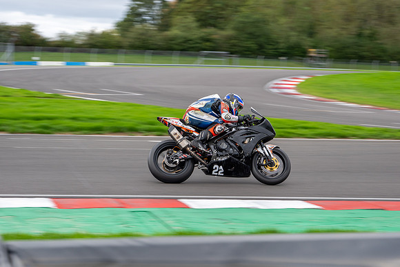 IH_NGRRC_Donington_113718