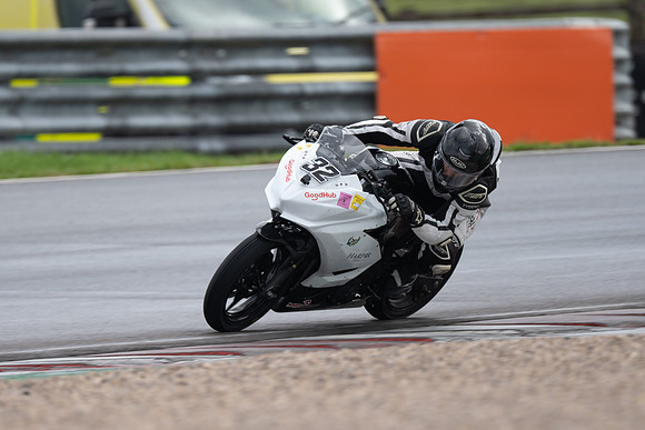 IH_NGRRC_Donington_115075
