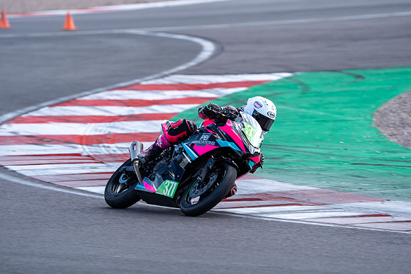 IH_NGRRC_Donington_116368
