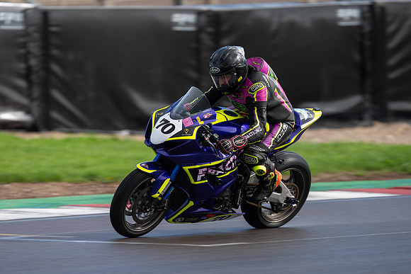 IH_NGRRC_Donington_115044