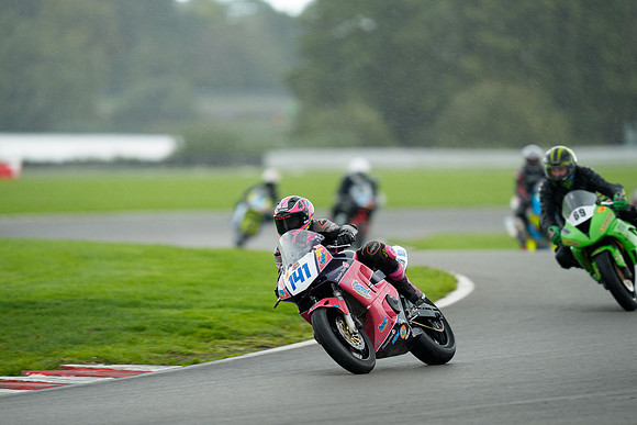 IH_NGRRC_Oulton Park_130335