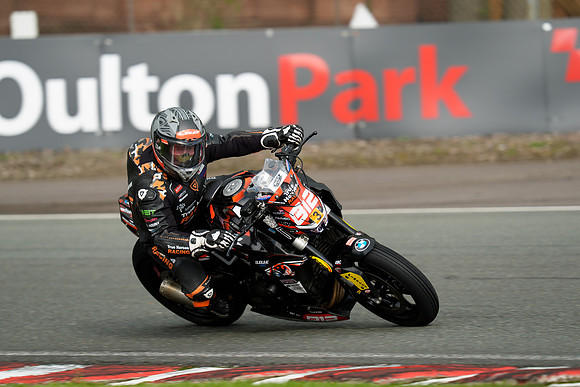 IH_NGRRC_Oulton Park_127935