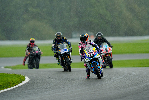 IH_NGRRC_Oulton Park_130403