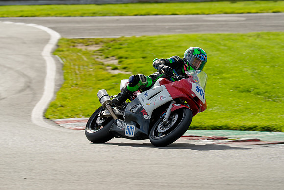 IH_NGRRC_Oulton Park_131995
