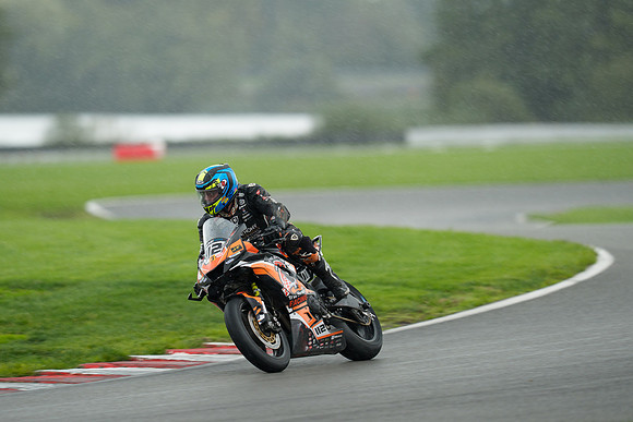 IH_NGRRC_Oulton Park_130377