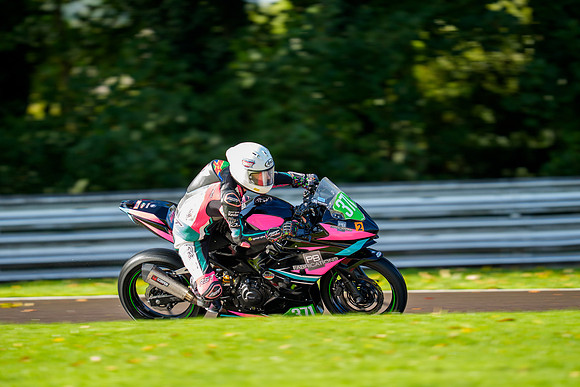 IH_NGRRC_Oulton Park_128278