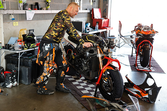 IH_NG_Donington Park_141597