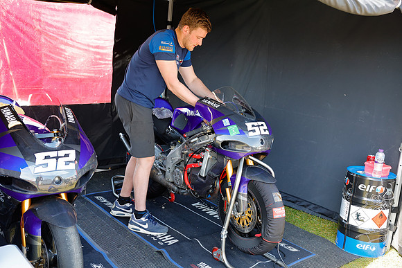 IH_NG_Cadwell Park_110425_008777