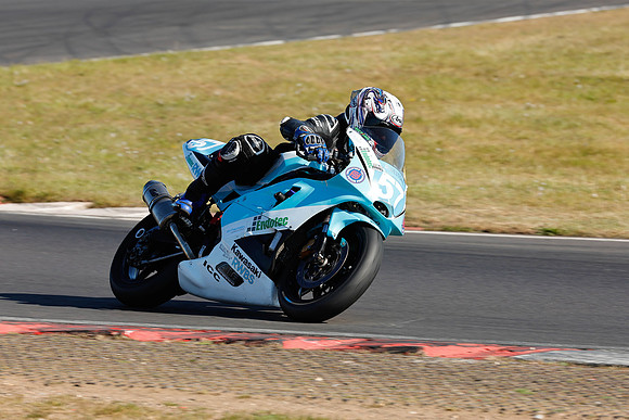 IH_NG_Snetterton_039876