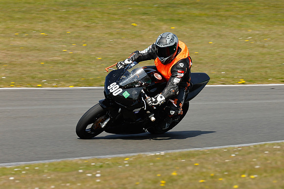 IH_NG_Cadwell Park_110425_005244