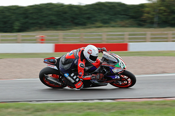 IH_NG_Donington Park_142110
