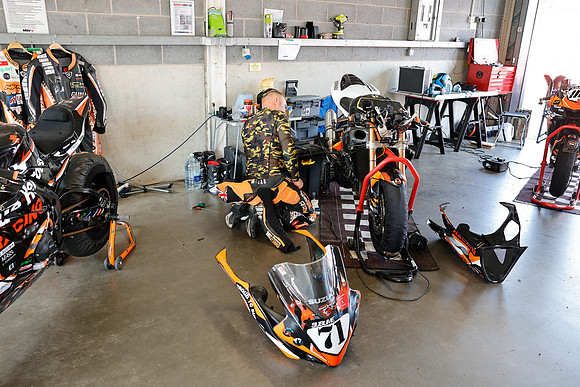 IH_NG_Donington Park_141601
