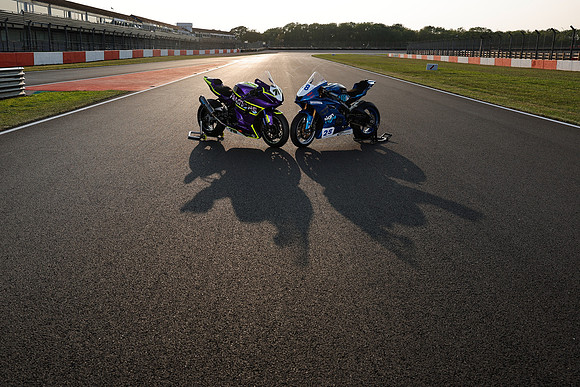 IH_NG_Donington Park_144452