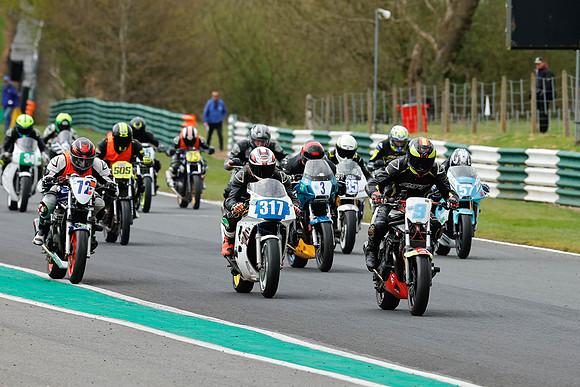 IH_NG_Cadwell Park_130425_014336