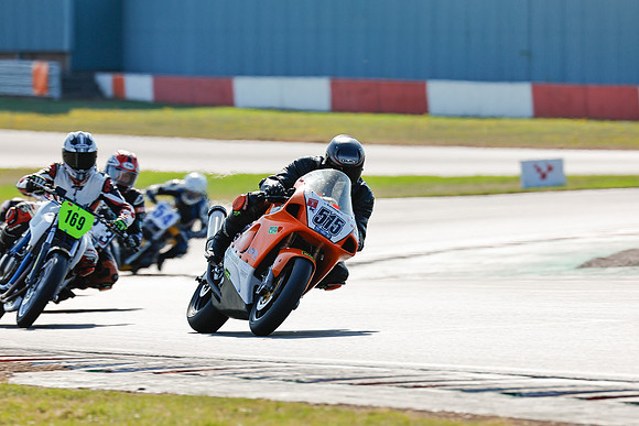 PM-IH_NG_Donington Park_150049