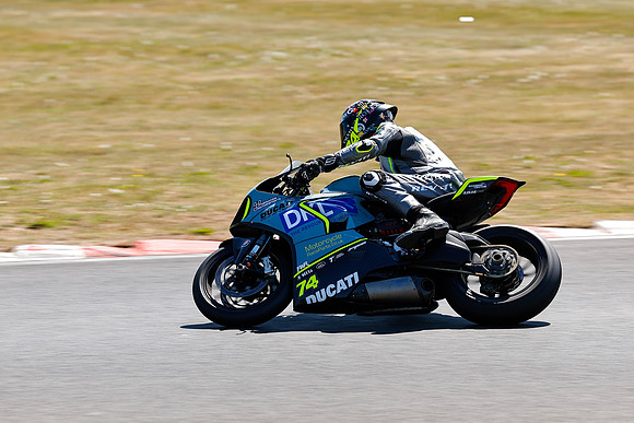 IH_NG_Snetterton_038288