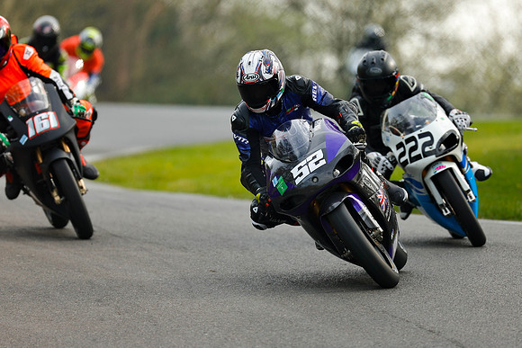 IH_NG_Cadwell Park_120425_011410