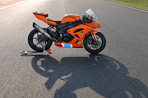 IH_NG_Donington Park_144420