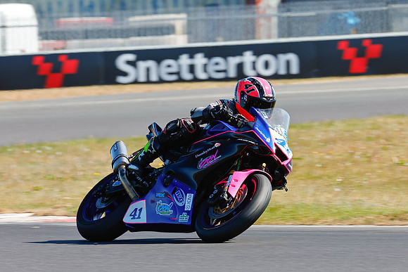 IH_NG_Snetterton_036611