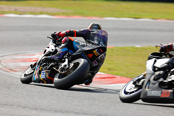 IH_NG_Brands Hatch Indy_120385