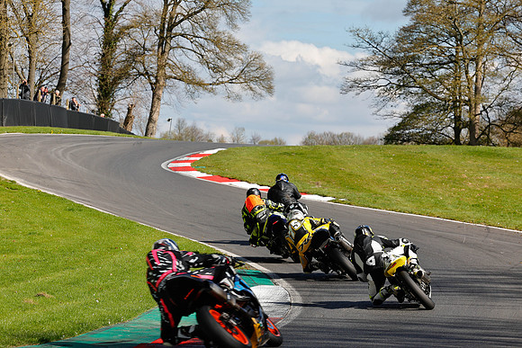 IH_NG_Cadwell Park_130425_012359