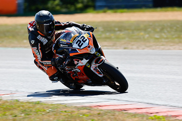 IH_NG_Snetterton_033548