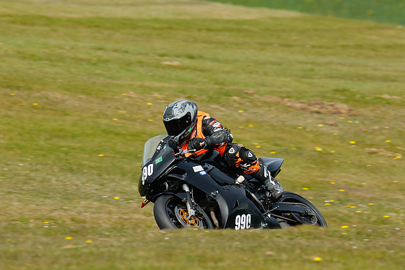 IH_NG_Cadwell Park_120425_009414