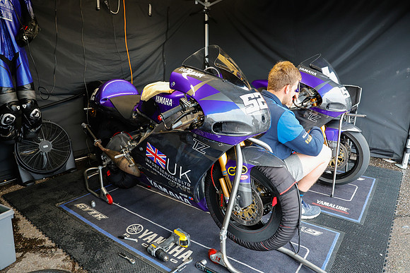 IH_NG_Brands Hatch Indy_120791