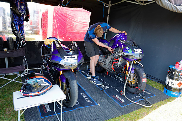 IH_NG_Cadwell Park_110425_008776