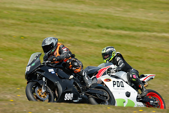 IH_NG_Cadwell Park_120425_009352