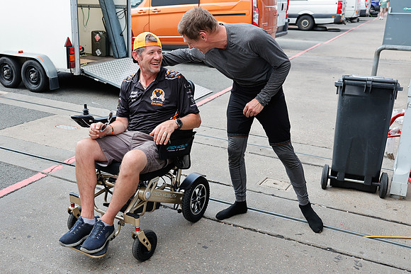 IH_NG_Donington Park_141609