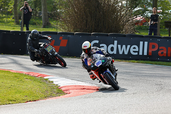 IH_NG_Cadwell Park_120425_010838