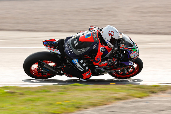 IH_NG_Donington Park_144331