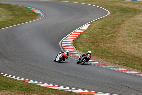 IH_NG_Donington Park_145140-2