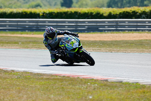 IH_NG_Snetterton_033838