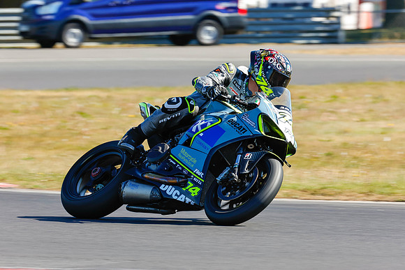 IH_NG_Snetterton_037076