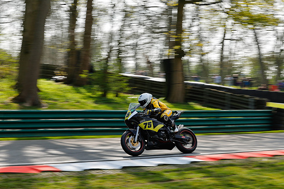 IH_NG_Cadwell Park_120425_010211