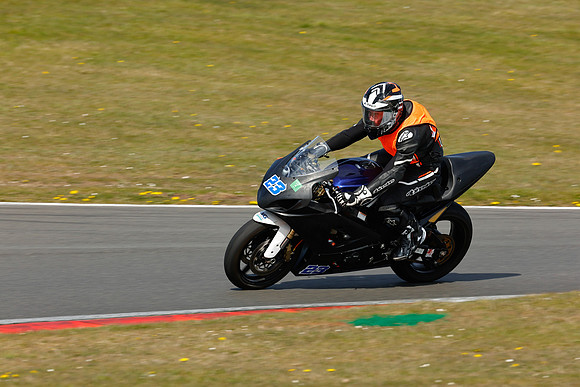 IH_NG_Cadwell Park_110425_005492