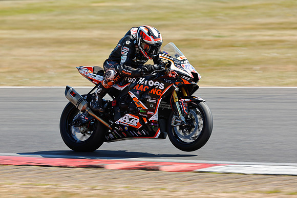 IH_NG_Snetterton_039066