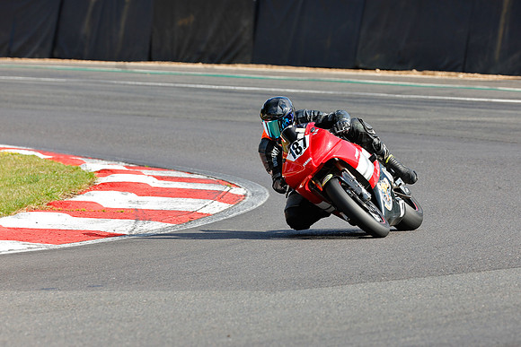 IH_NG_Brands Hatch Indy_115501