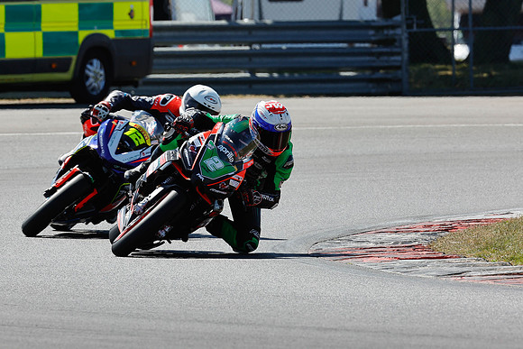 IH_NG_Snetterton_040670