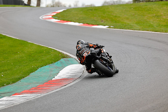 IH_NG_Cadwell Park_130425_012560
