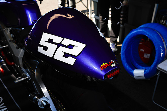IH_NG_Snetterton_032070