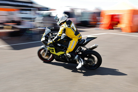 IH_NG_Snetterton_032100