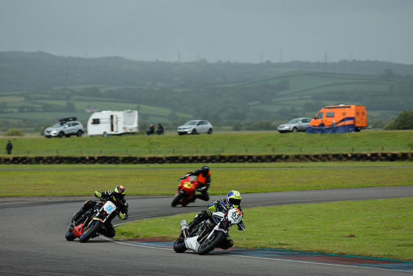 IH_NG_Pembrey_064011