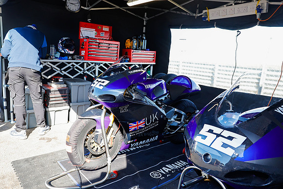 IH_NG_Snetterton_032067